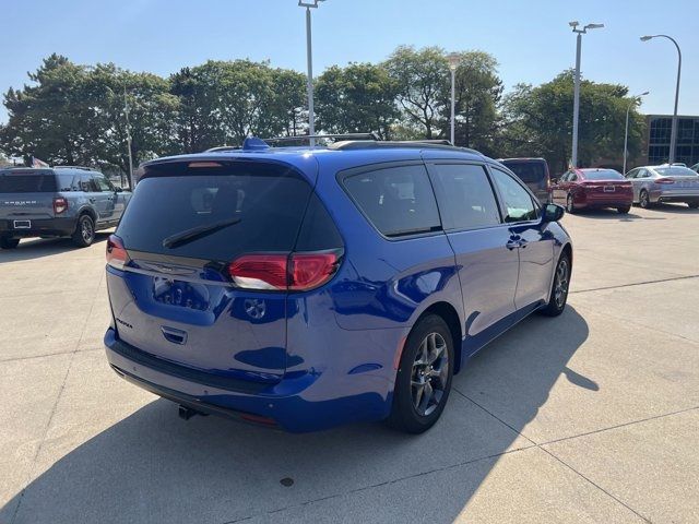 2018 Chrysler Pacifica Touring-L Plus