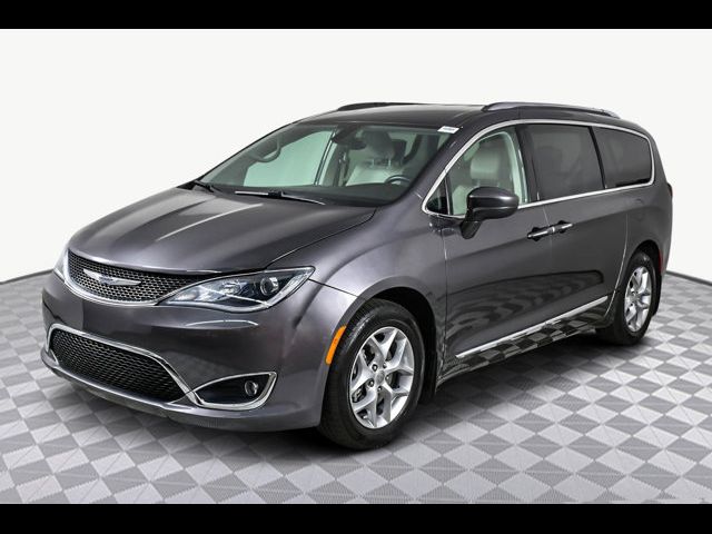 2018 Chrysler Pacifica Touring-L Plus