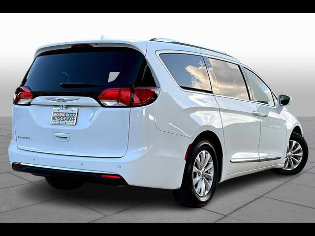 2018 Chrysler Pacifica Touring-L Plus