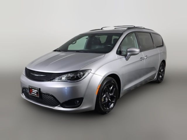 2018 Chrysler Pacifica Touring-L Plus