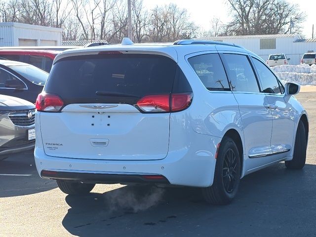 2018 Chrysler Pacifica Touring-L Plus