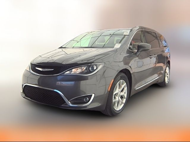 2018 Chrysler Pacifica Touring-L Plus