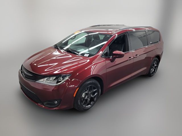 2018 Chrysler Pacifica Touring-L Plus