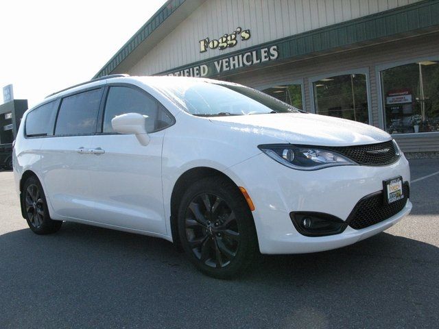 2018 Chrysler Pacifica Touring-L Plus