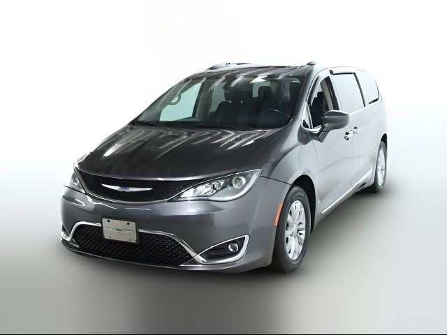 2018 Chrysler Pacifica Touring-L Plus