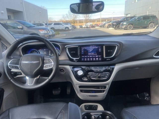 2018 Chrysler Pacifica Touring-L Plus