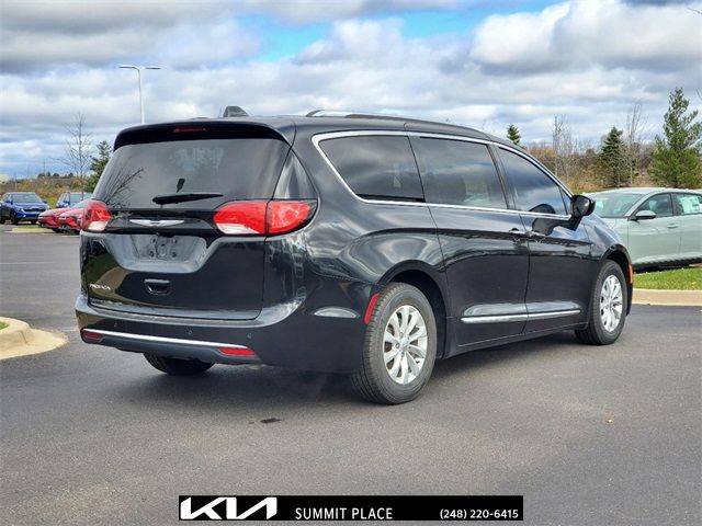 2018 Chrysler Pacifica Touring-L Plus