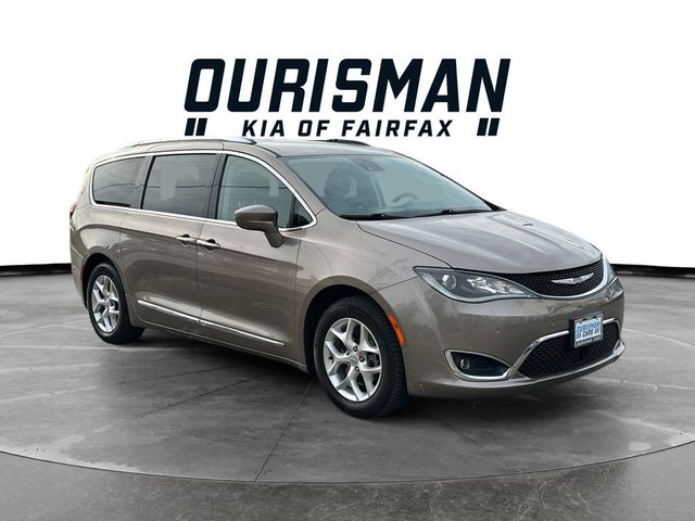 2018 Chrysler Pacifica Touring-L Plus