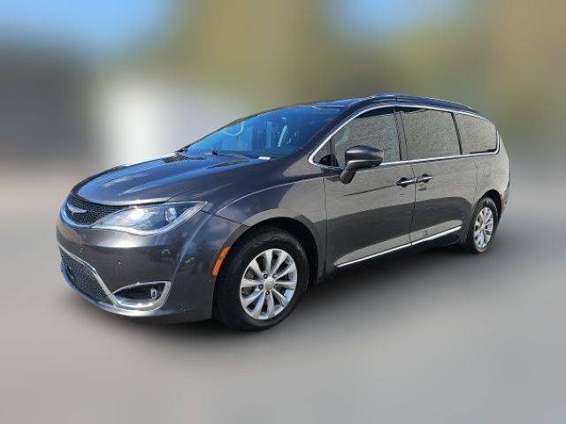 2018 Chrysler Pacifica Touring-L Plus