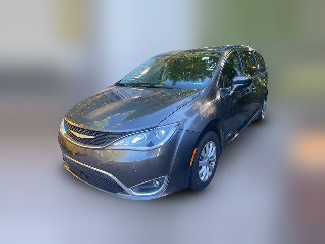 2018 Chrysler Pacifica Touring-L Plus