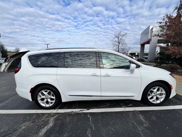 2018 Chrysler Pacifica Touring-L Plus