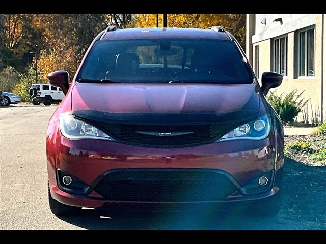 2018 Chrysler Pacifica Touring-L Plus