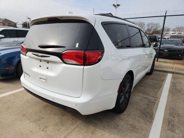 2018 Chrysler Pacifica Touring-L Plus