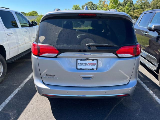 2018 Chrysler Pacifica Touring-L Plus