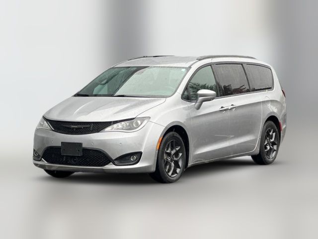 2018 Chrysler Pacifica Touring-L Plus