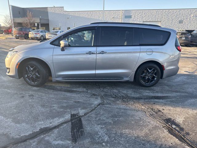 2018 Chrysler Pacifica Touring-L Plus