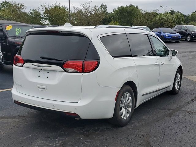 2018 Chrysler Pacifica Touring-L Plus