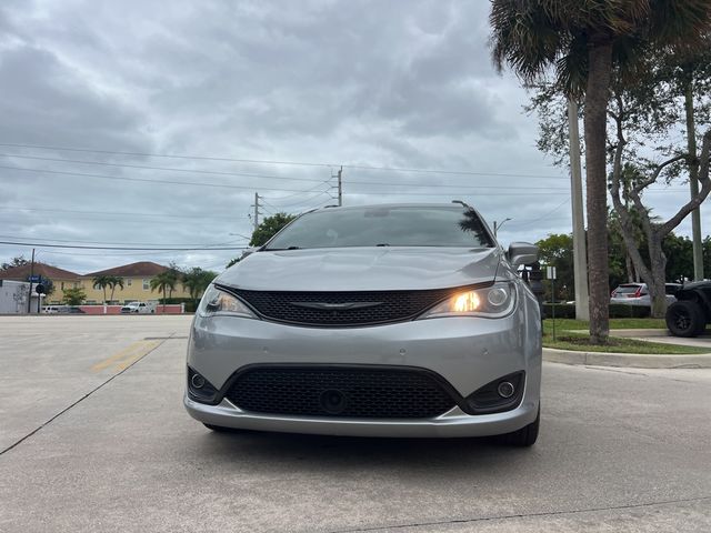 2018 Chrysler Pacifica Touring-L Plus