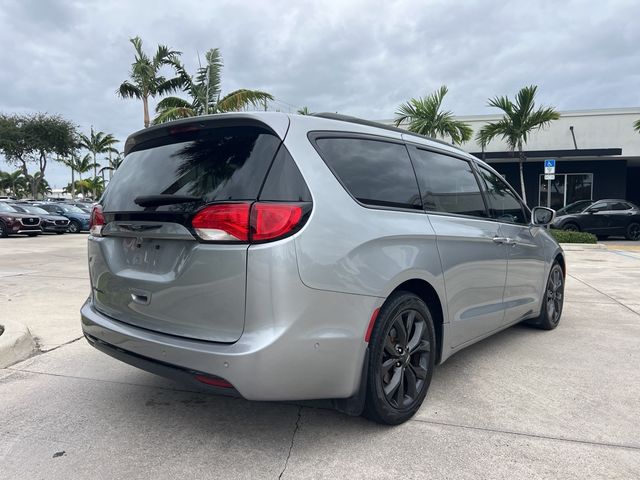 2018 Chrysler Pacifica Touring-L Plus