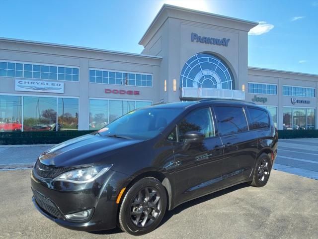 2018 Chrysler Pacifica Touring-L Plus