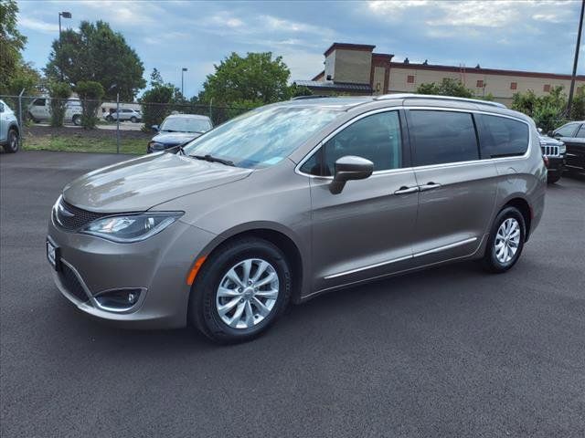 2018 Chrysler Pacifica Touring-L Plus