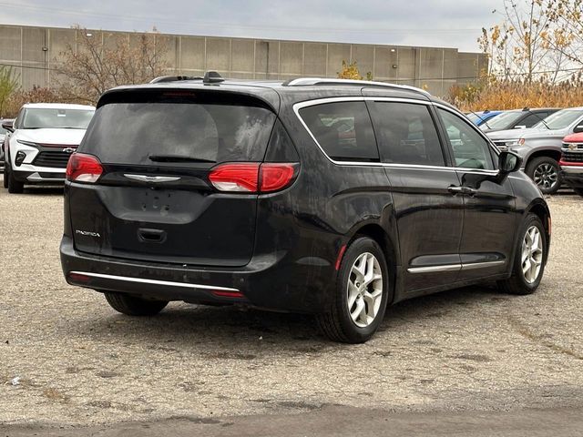2018 Chrysler Pacifica Touring-L Plus