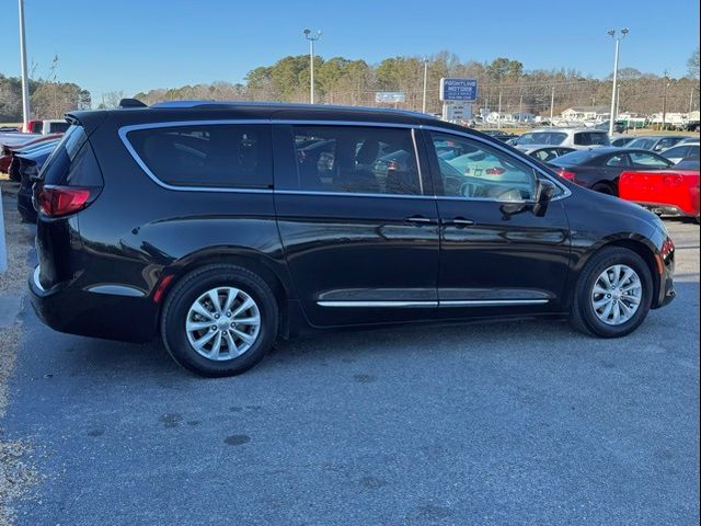 2018 Chrysler Pacifica Touring-L Plus