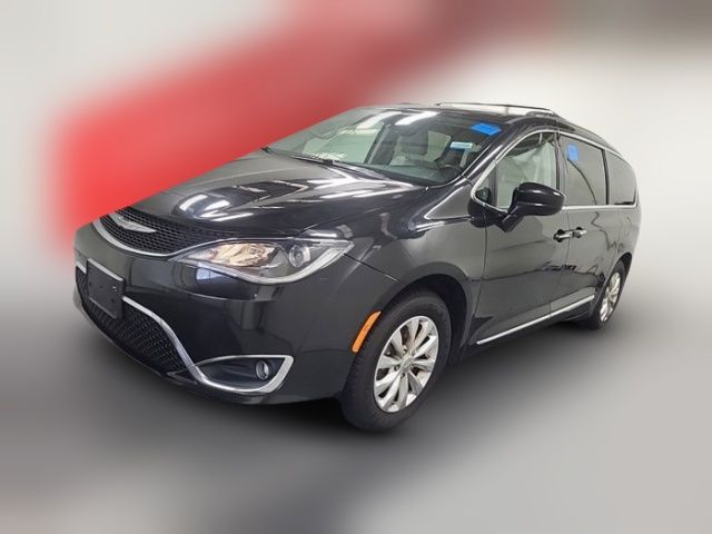 2018 Chrysler Pacifica Touring-L Plus