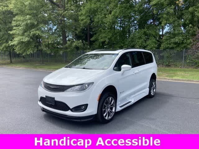 2018 Chrysler Pacifica Touring-L Plus