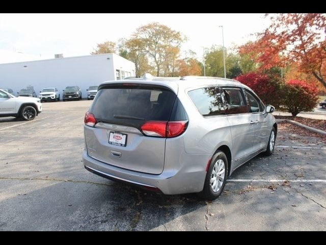 2018 Chrysler Pacifica Touring-L Plus