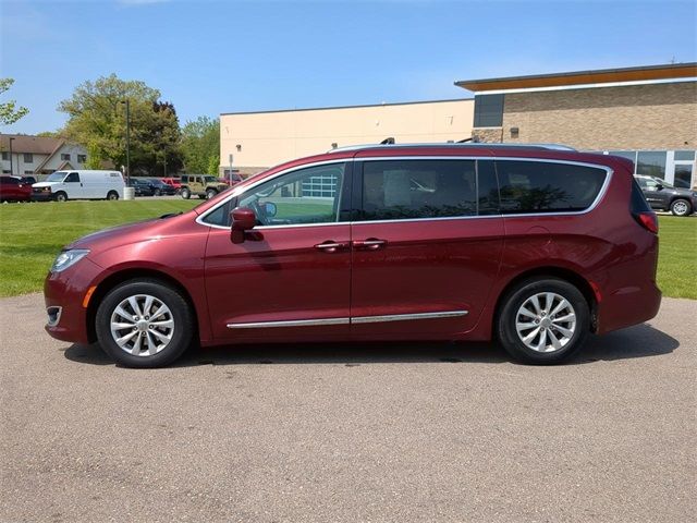 2018 Chrysler Pacifica Touring-L Plus