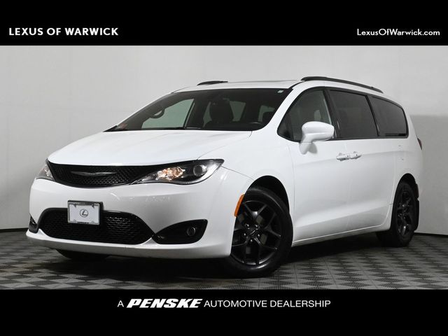 2018 Chrysler Pacifica Touring-L Plus