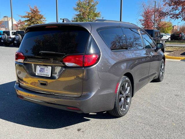 2018 Chrysler Pacifica Touring-L Plus