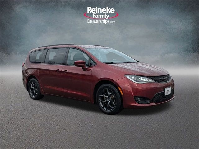 2018 Chrysler Pacifica Touring-L Plus