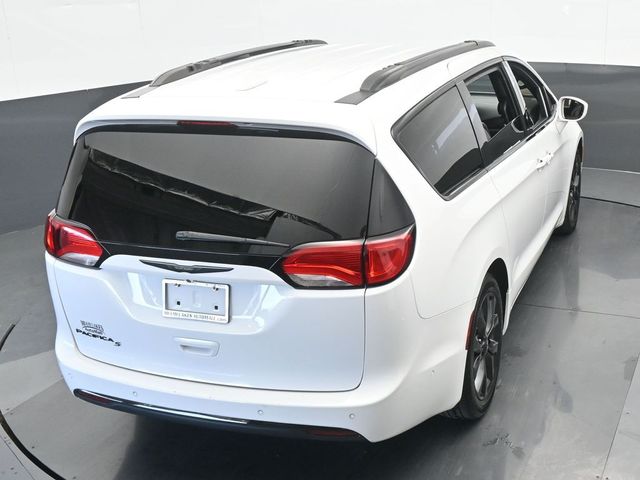 2018 Chrysler Pacifica Touring-L Plus