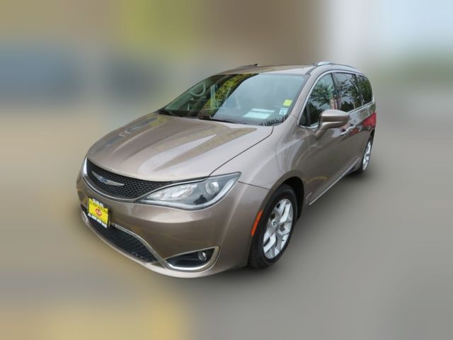 2018 Chrysler Pacifica Touring-L Plus