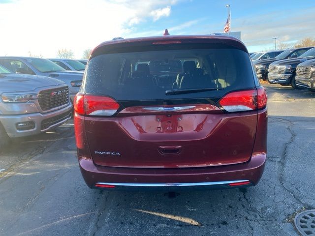 2018 Chrysler Pacifica Touring-L Plus