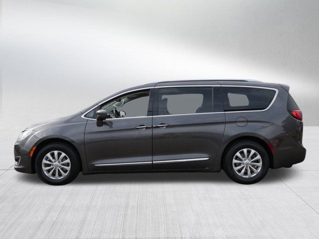 2018 Chrysler Pacifica Touring-L Plus