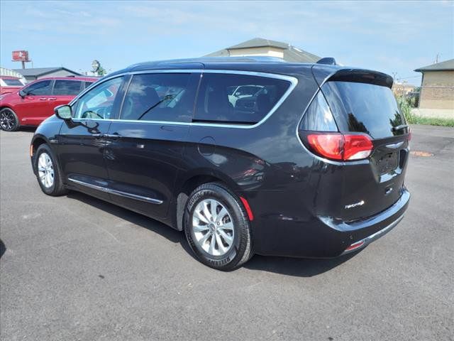 2018 Chrysler Pacifica Touring-L Plus