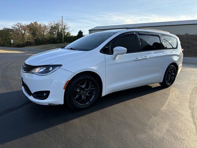 2018 Chrysler Pacifica Touring-L Plus