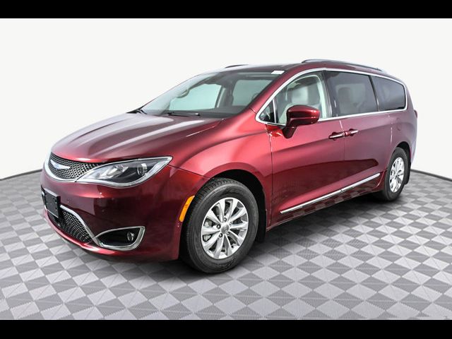 2018 Chrysler Pacifica Touring-L Plus