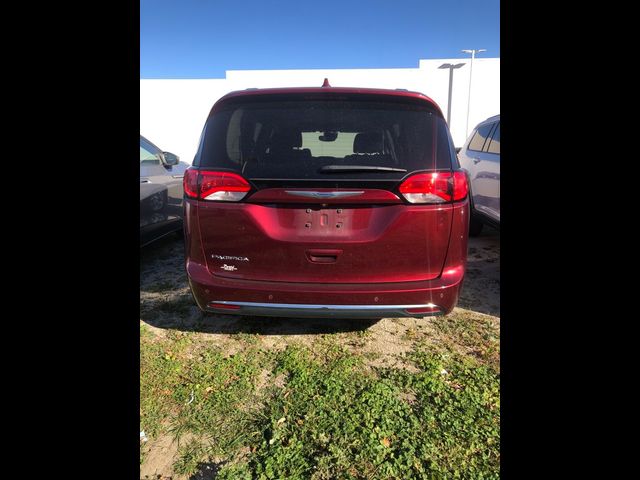 2018 Chrysler Pacifica Touring-L Plus