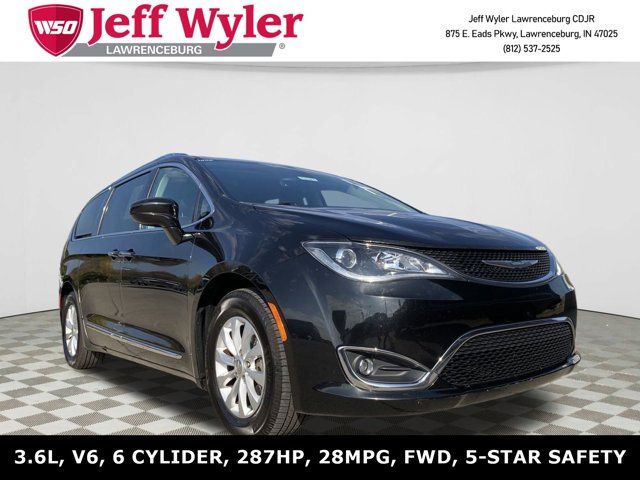 2018 Chrysler Pacifica Touring-L Plus