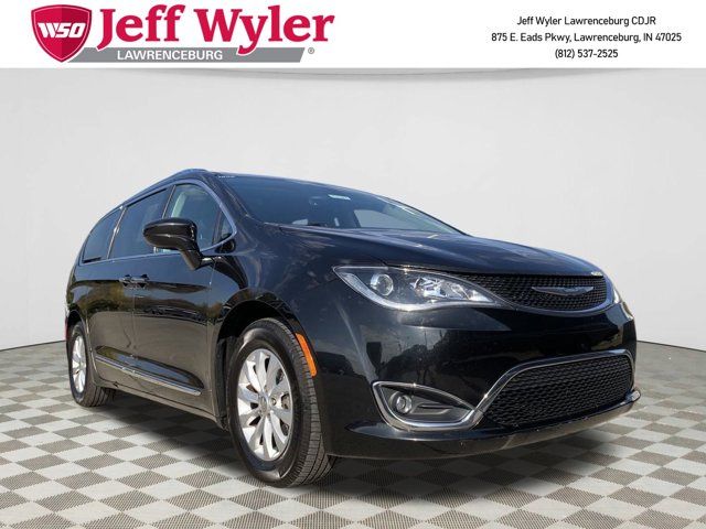 2018 Chrysler Pacifica Touring-L Plus