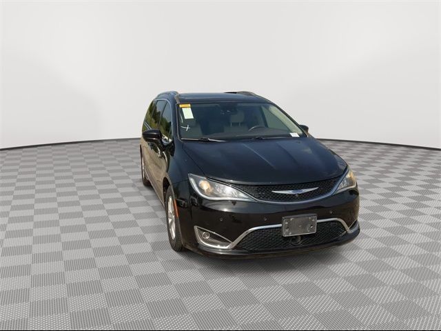 2018 Chrysler Pacifica Touring-L Plus