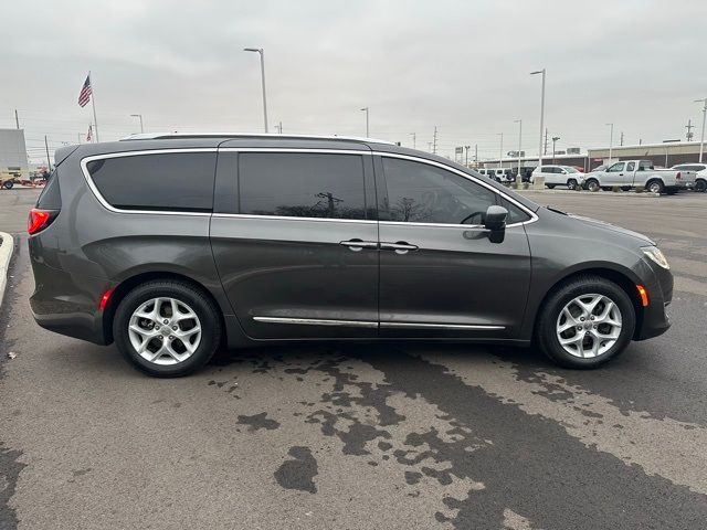 2018 Chrysler Pacifica Touring-L Plus