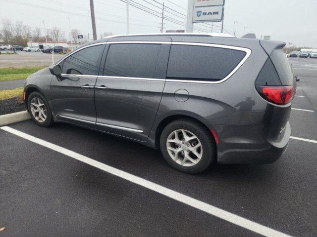 2018 Chrysler Pacifica Touring-L Plus