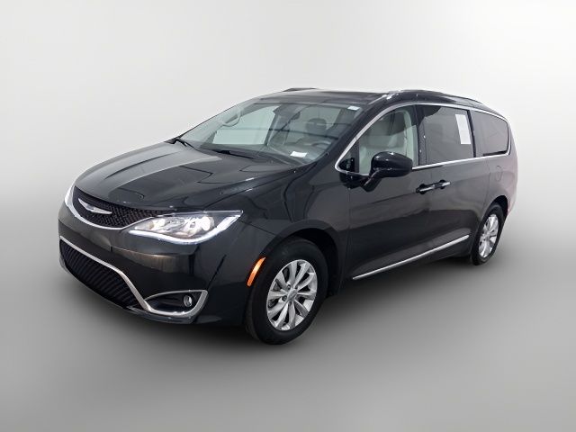 2018 Chrysler Pacifica Touring-L Plus