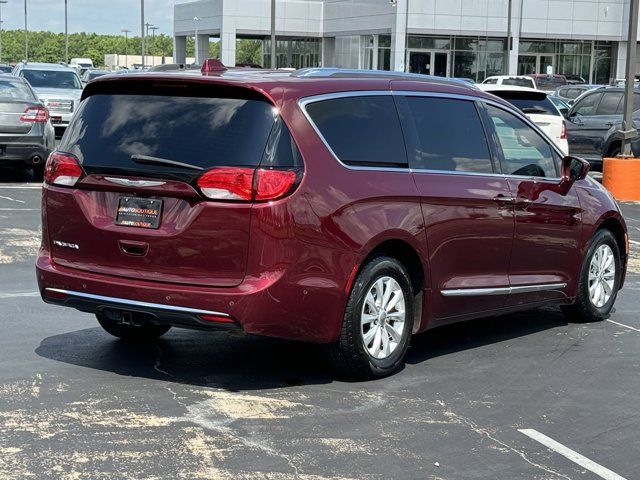 2018 Chrysler Pacifica Touring-L Plus