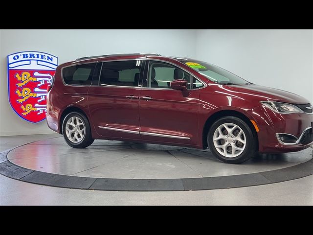 2018 Chrysler Pacifica Touring-L Plus